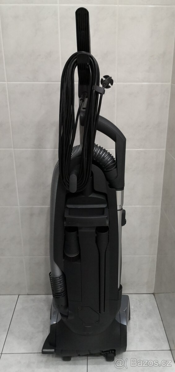 Miele S7580 AUTO CARE HEPA - 3