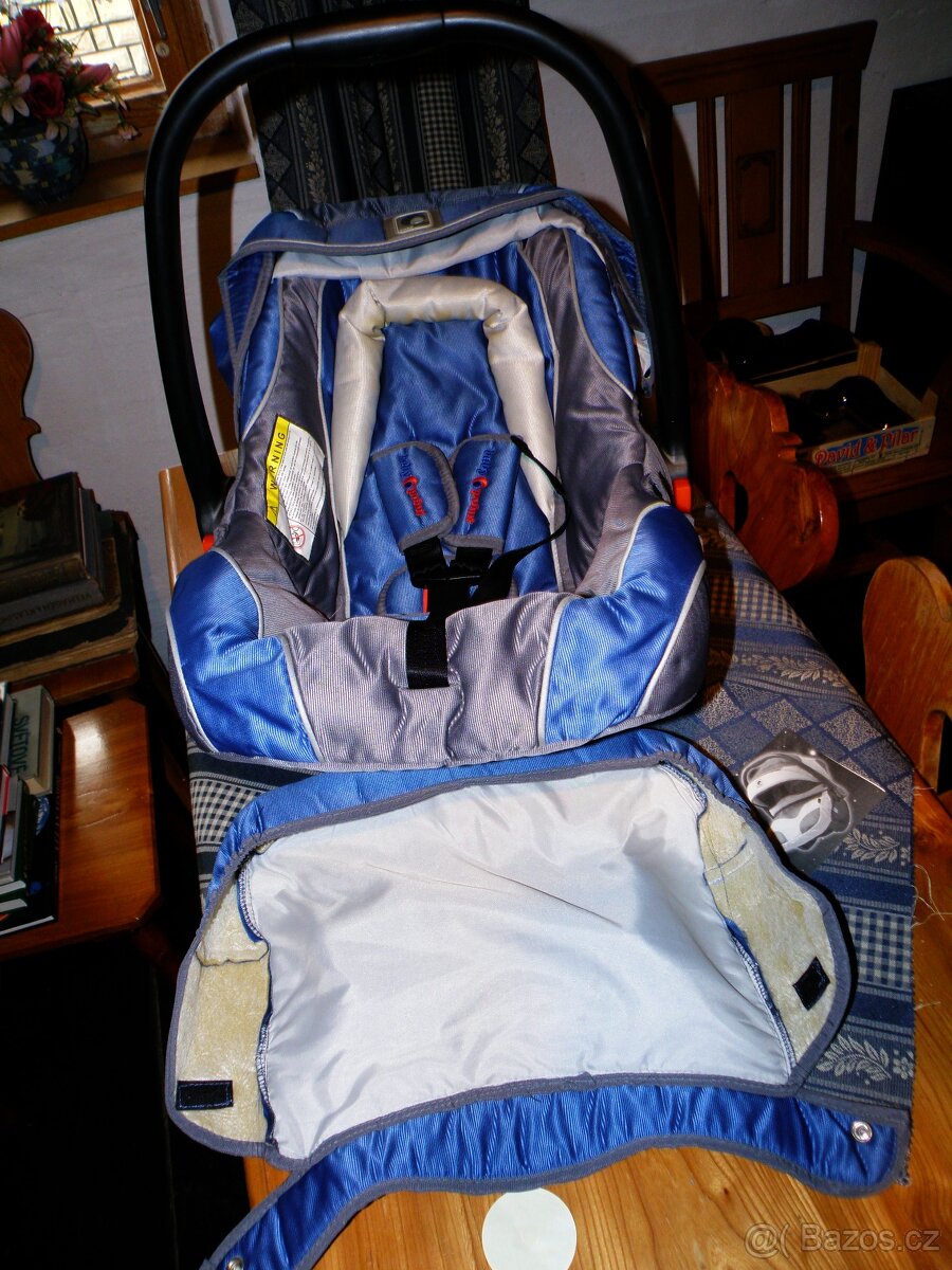 Autosedačka a další doplňky - 3