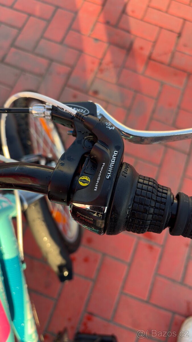 Dívčí kolo 20’ - 3