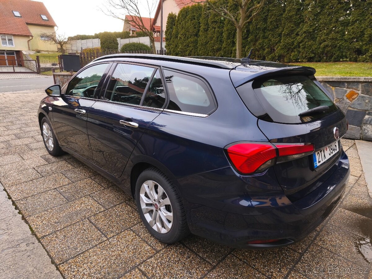 Fiat Tipo 1.6 Multijet, 88kw, r.v. 2017, - 3