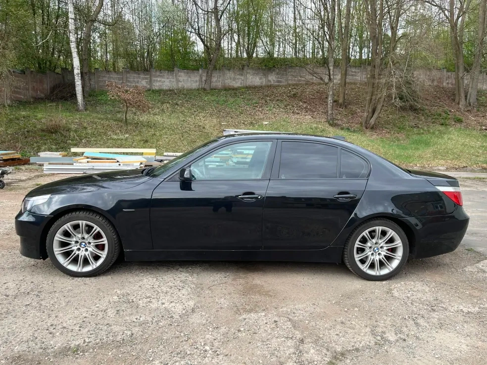 BMW E60 525i - 3