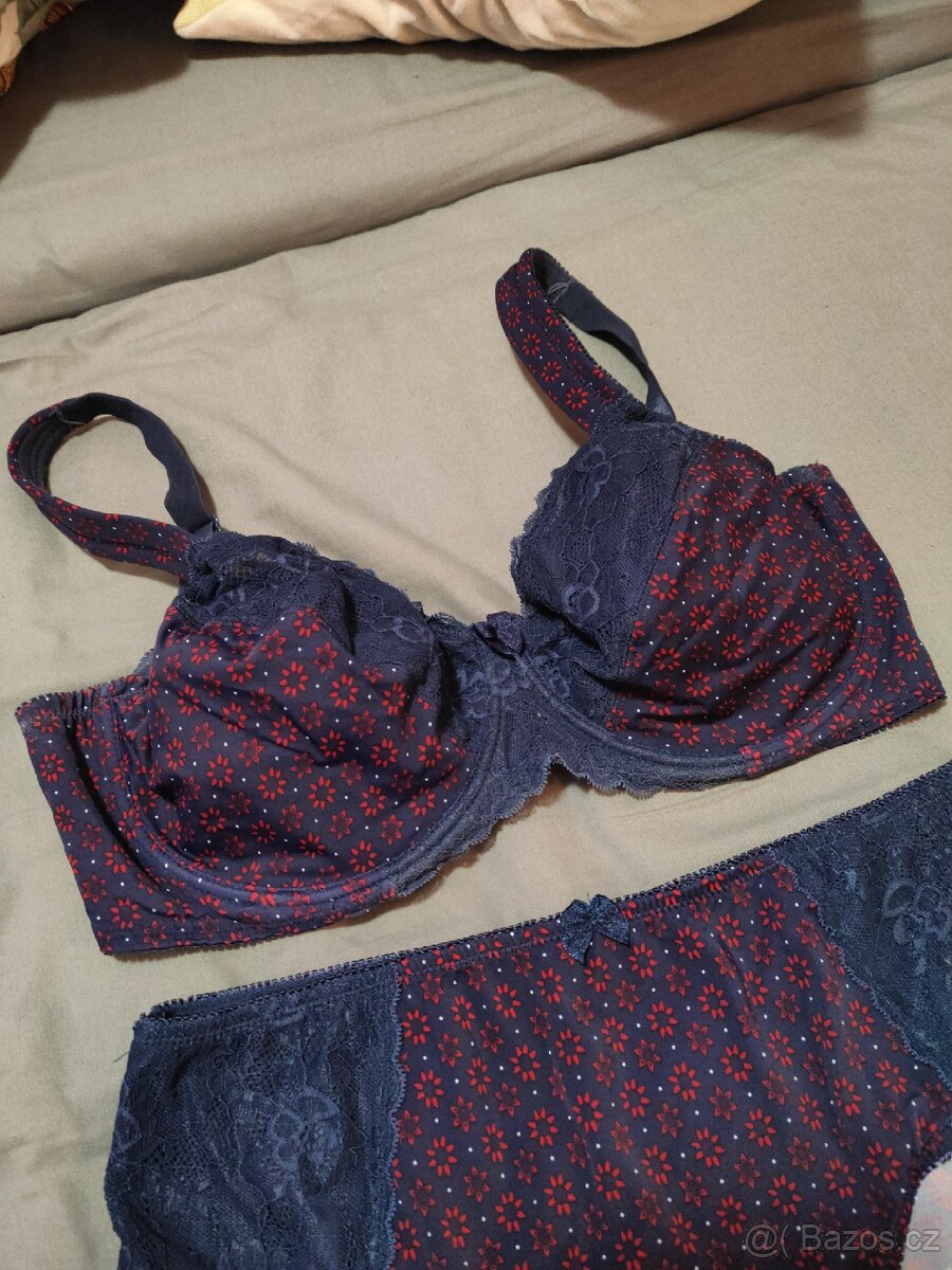Set prádla vel.85.D, kalhotky 44 - 3