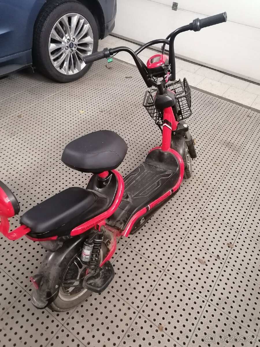 Elektroskutr Sunra sport - 3
