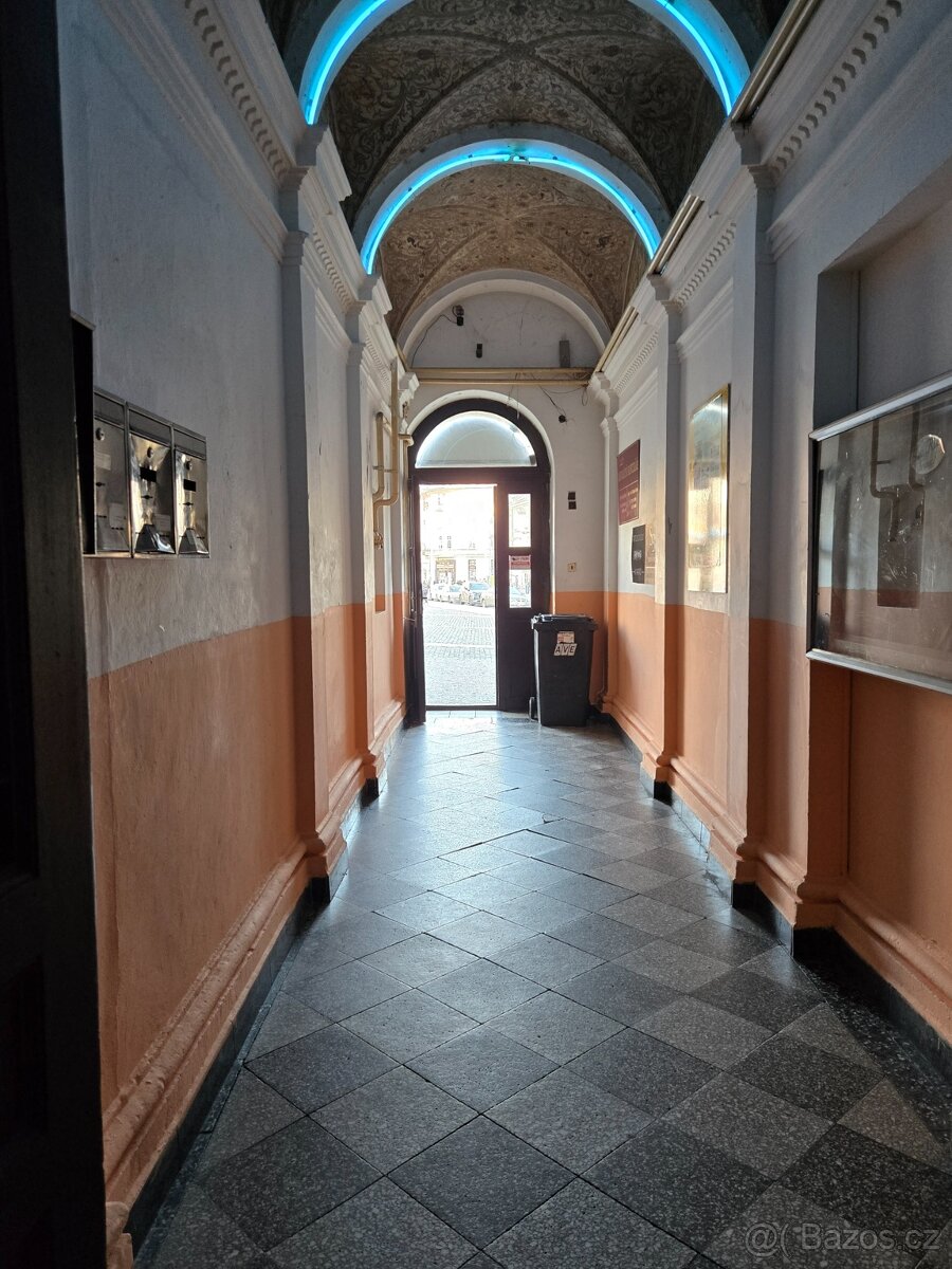 Pronájem Kanceláře/služeb-Mírové náměstí 2.patro - 3