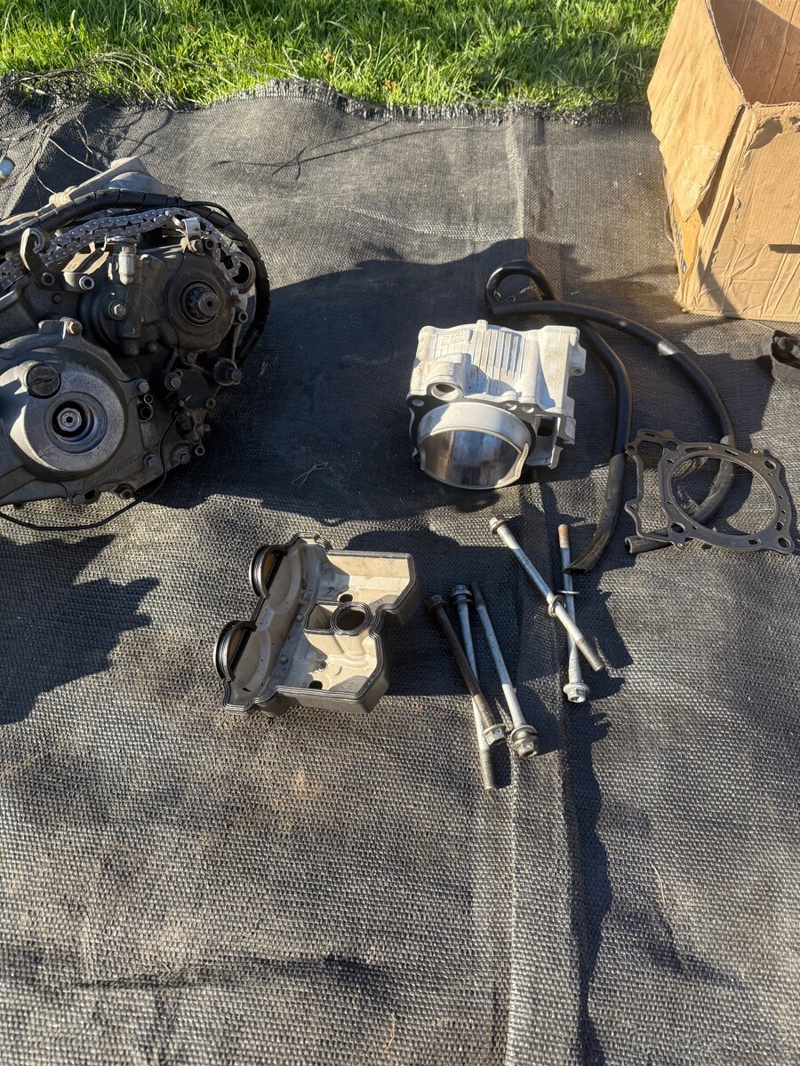 Náhradní díly Yamaha Yzf 450 motor - 3