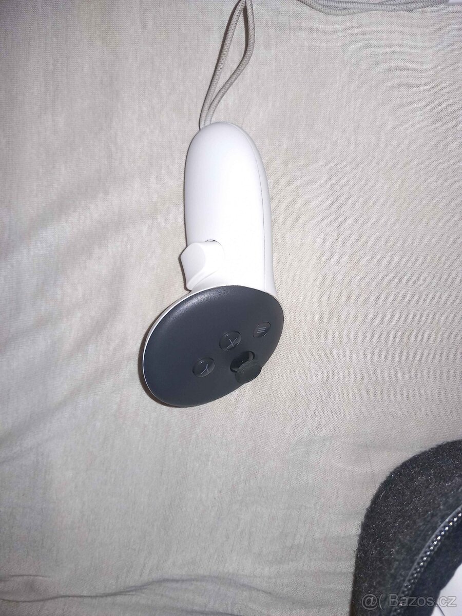 Prodám Meta Quest 3S (128 GB), v Dobrém stavu. - 3
