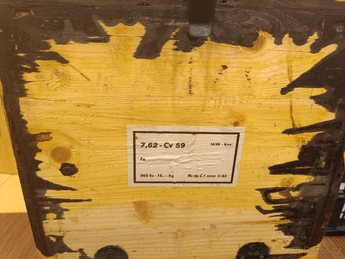 stará bedna na náboje - 3