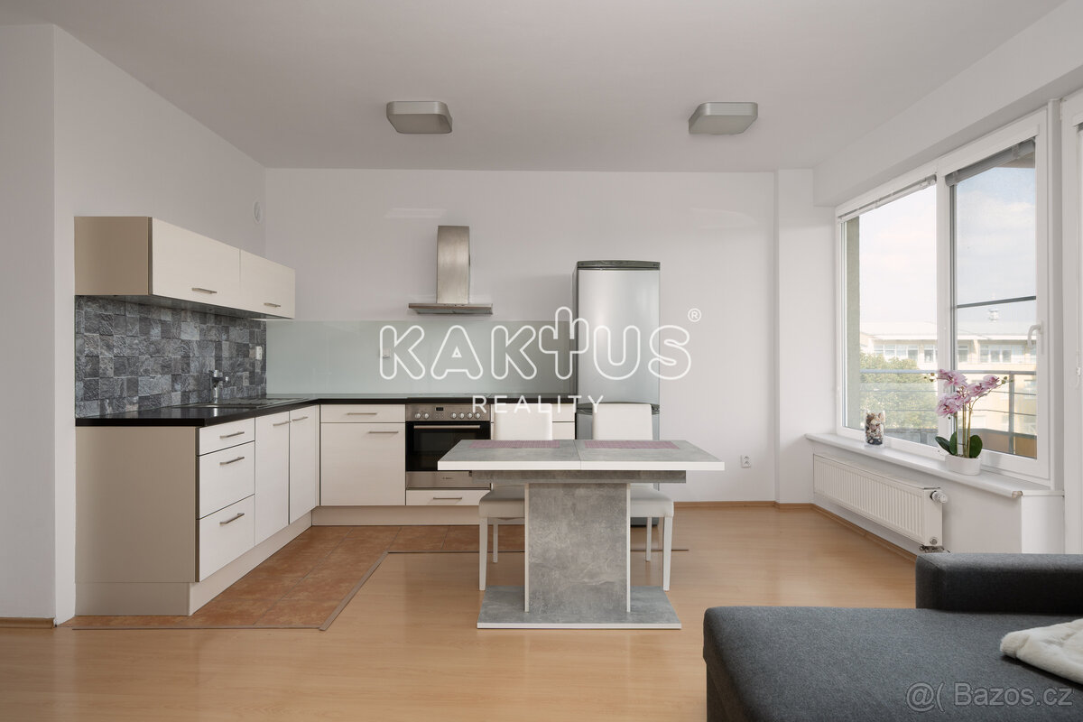 Prodej bytu 2+kk v Atriu, ul. Michalkovická, Slezská Ostrava - 3