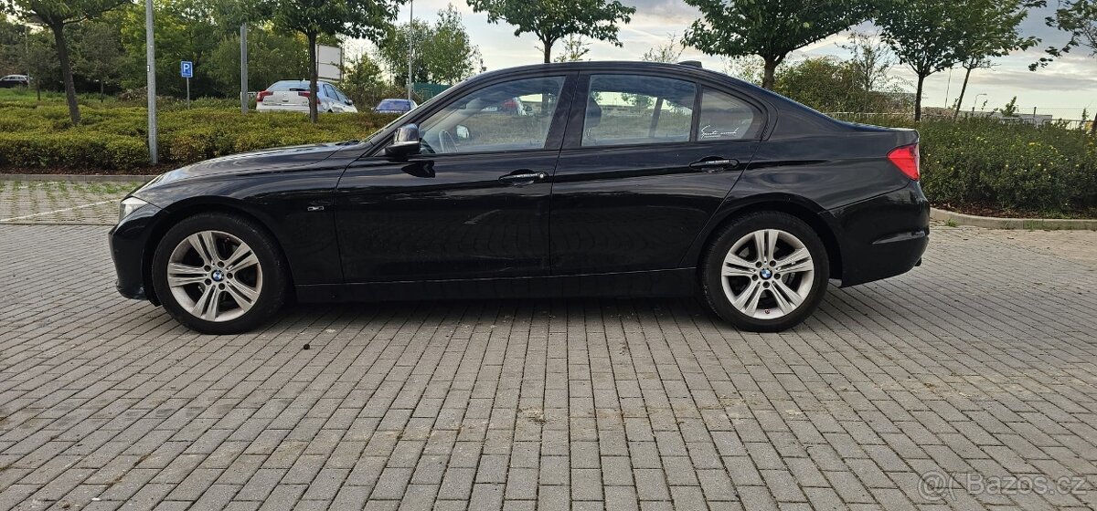 BMW f30 320d SPORT / Automat / navigace / sedan - 3