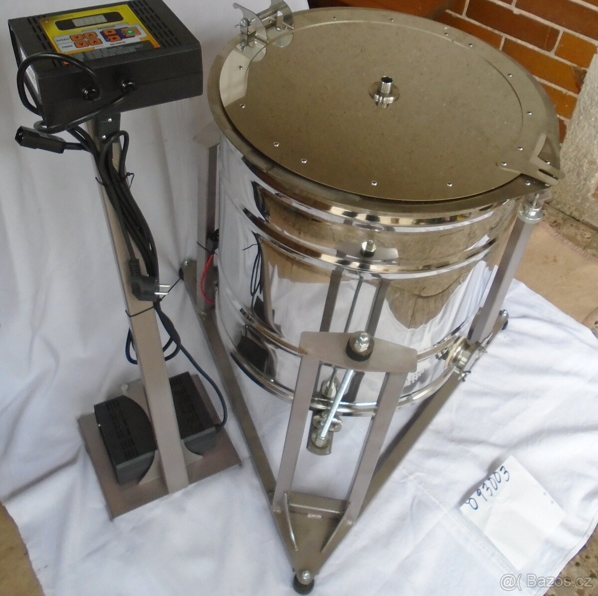 Odstredivka na vosk alebo med - 3