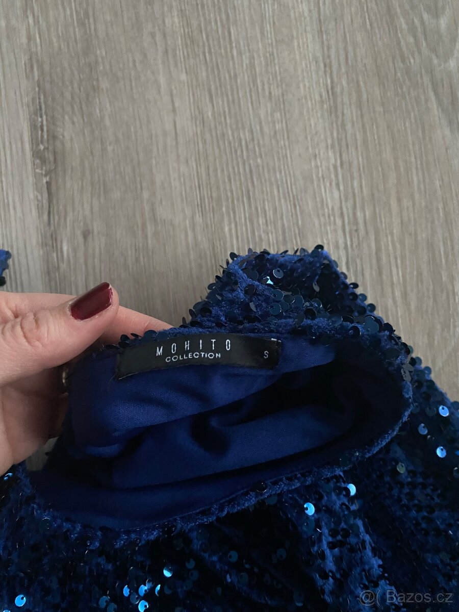 Flitrové královsky modré šaty Mohito vel. S - 3