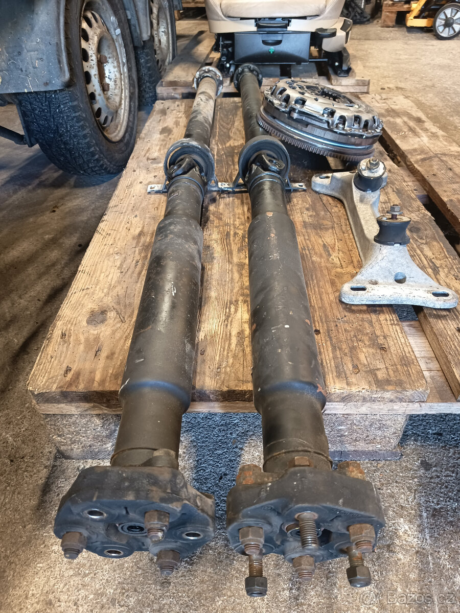 BMW E46 3.0i 5kvalt KARDAN - 3