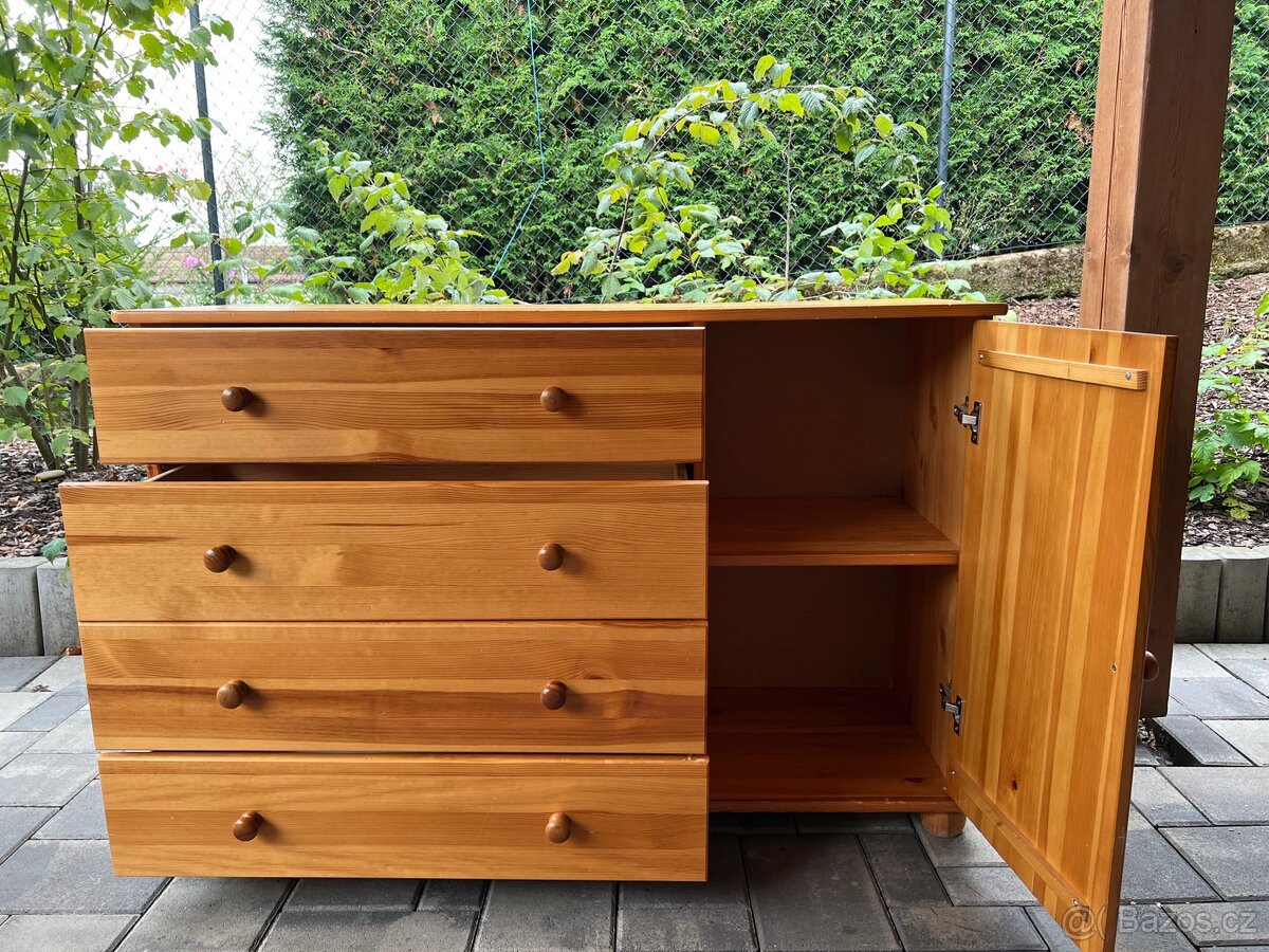 Masivní dřevěná komoda Idea - 3