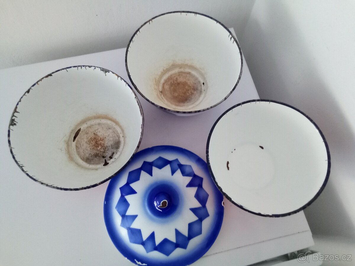 Staré, barevné, smaltované nádobí - 3