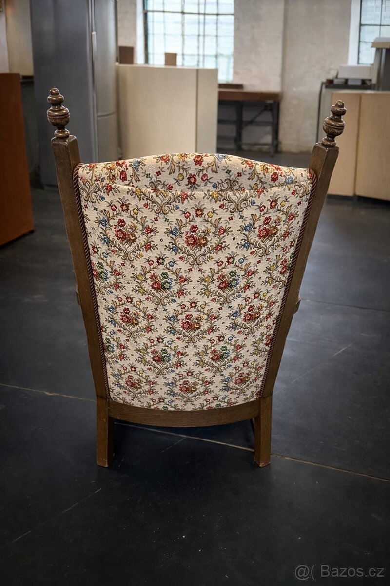 Křeslo starožitné - 3