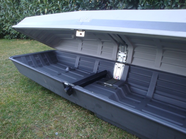 Střešní box Thule 250 - 3