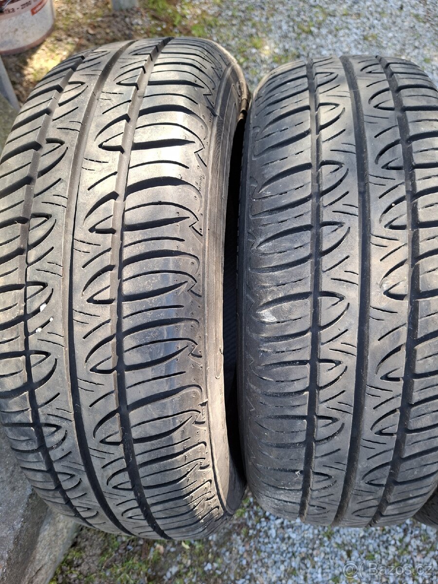 Pneu 195/65R14 - 3