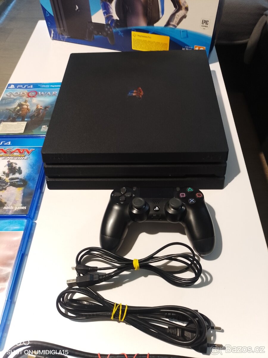 PS4 PRO - 3