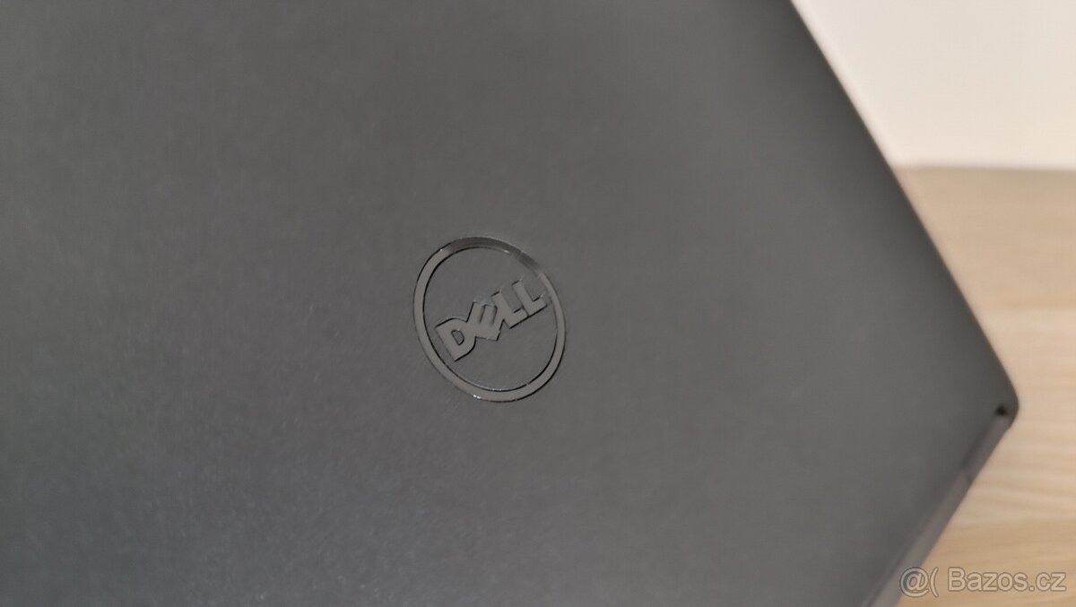 12,5" ultrabook Dell Latitude 7250 Core-i5,SSD,nová baterie - 3