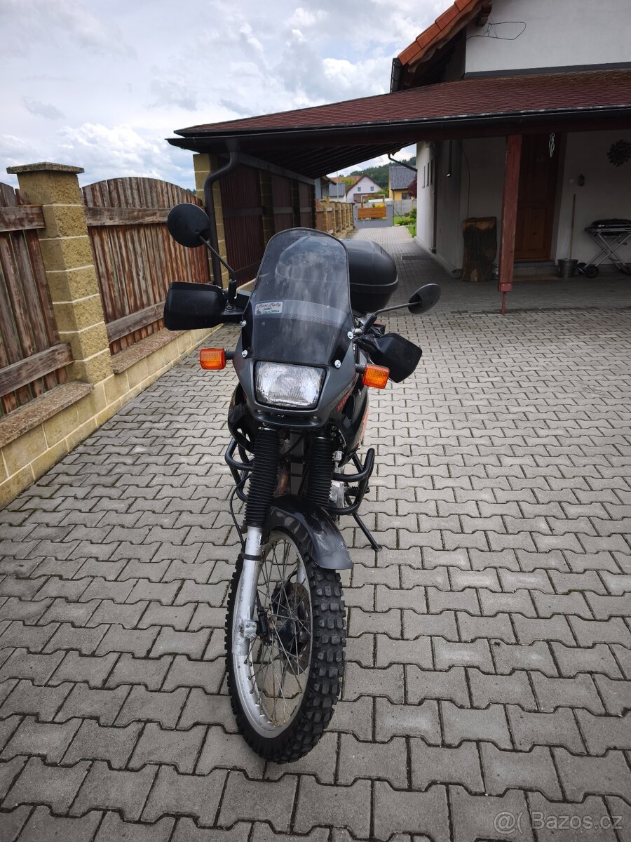 Honda nx 650 dominator