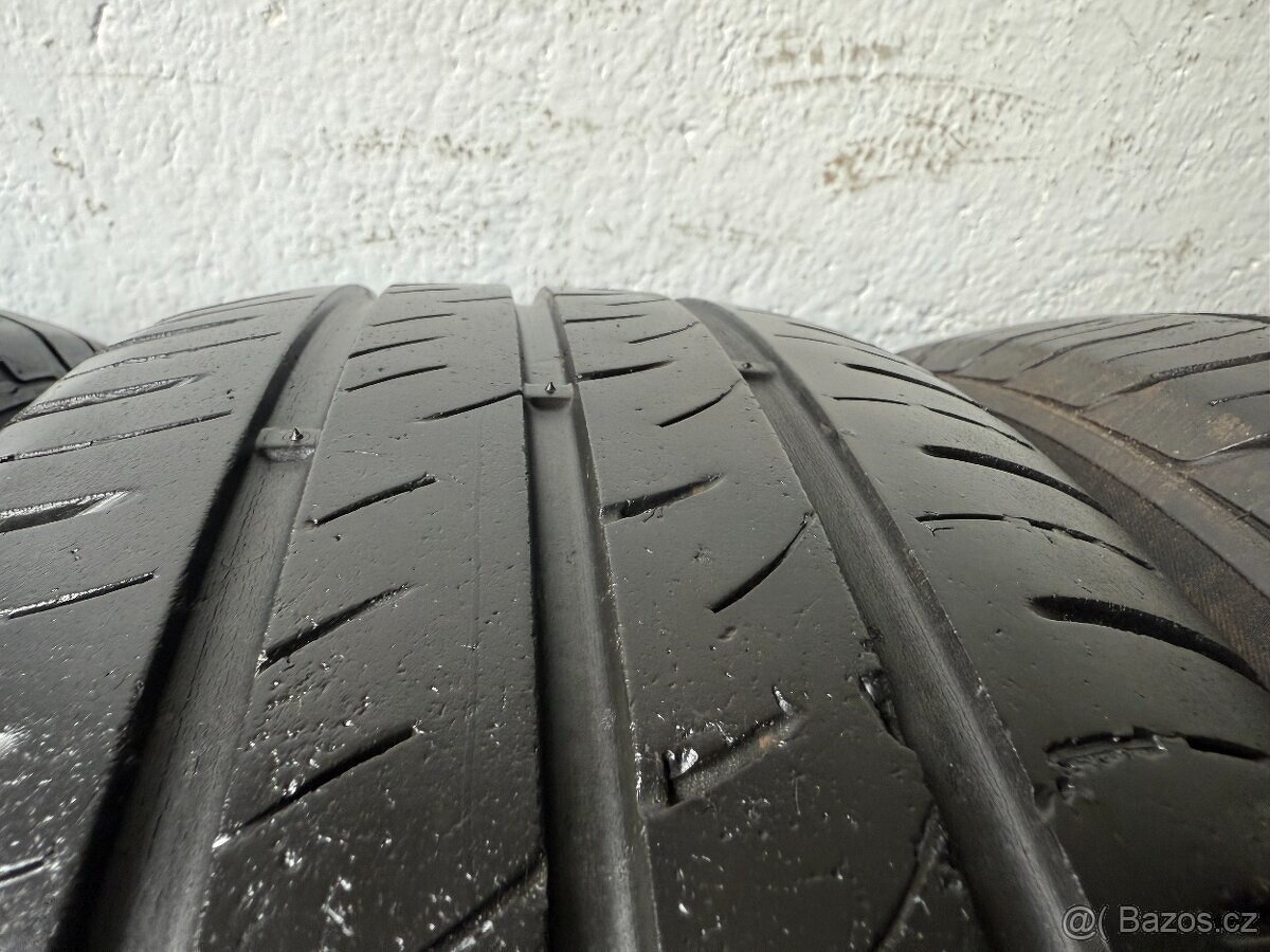 Sada letních pneu Dunlop / Kumho 185/60 R15 - 3