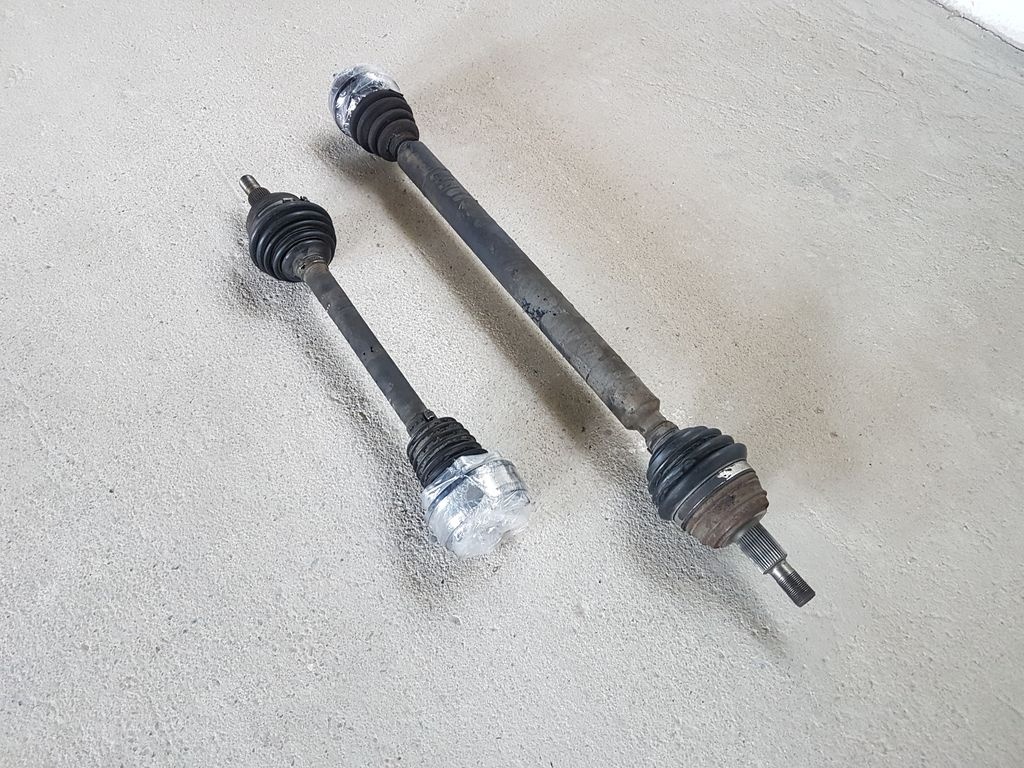 Poloosa levá, pravá Octavia 1,6 MPi 1J0407272BL,... - 3