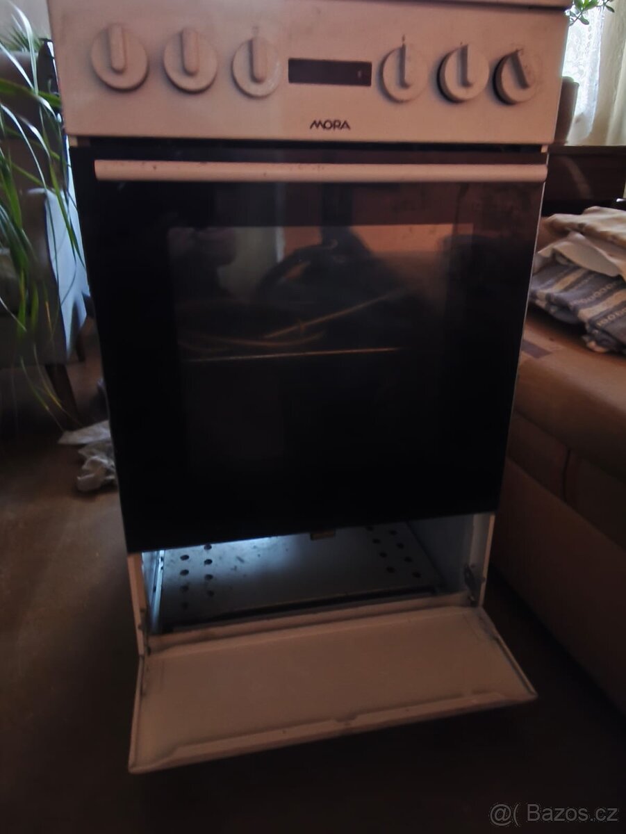 Kombinovaný sporák na zemní plyn a el. trouba - 3