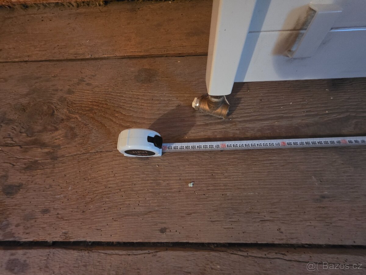 Deskový radiátor KORADO RADIK PLAN PREMIUM VERTIKAL- M 11 - 3