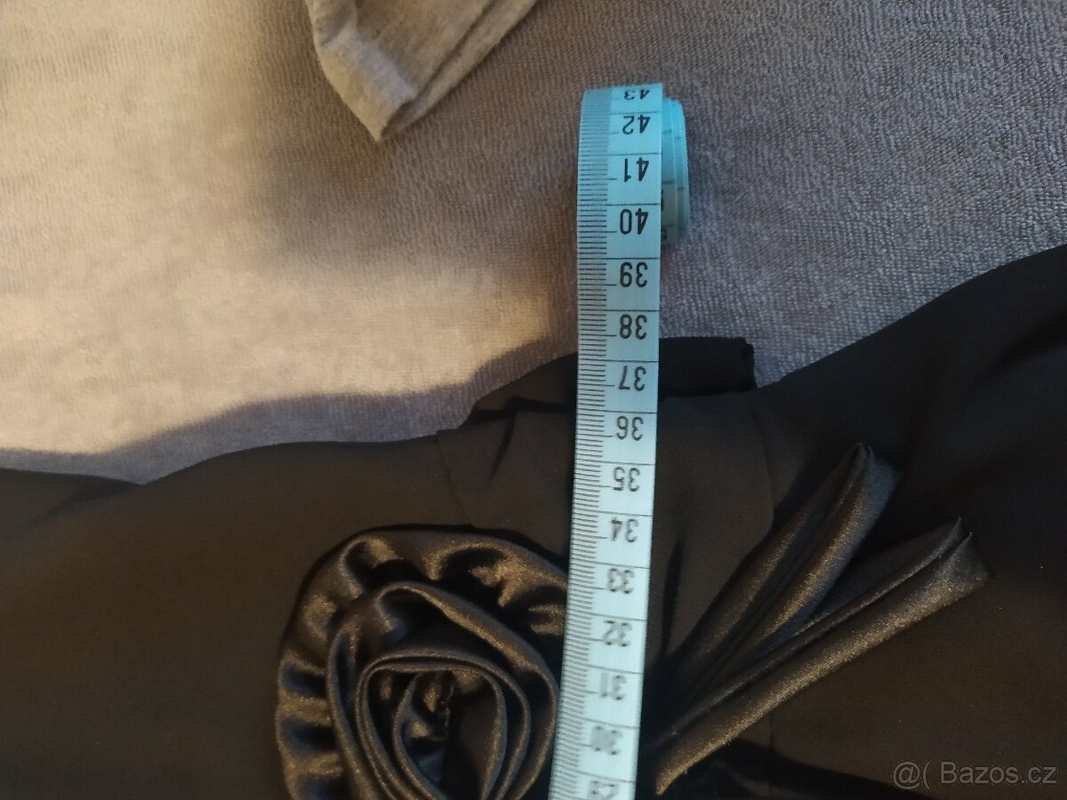 Černé plesové šaty - 3