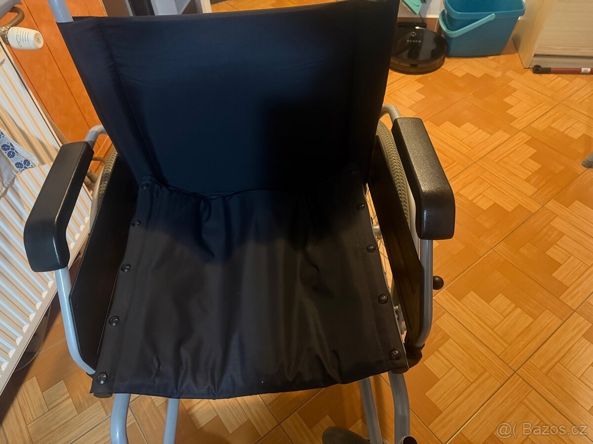 Prodám invalidní vozík - 3