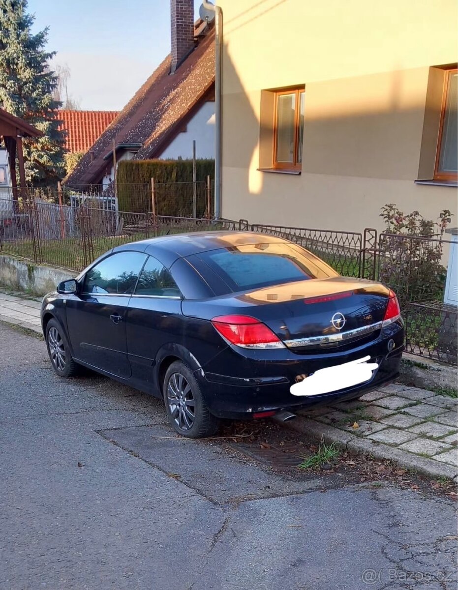Kabriolet - Opel Astra TwinTop 1.8 benzin + LPG - 3