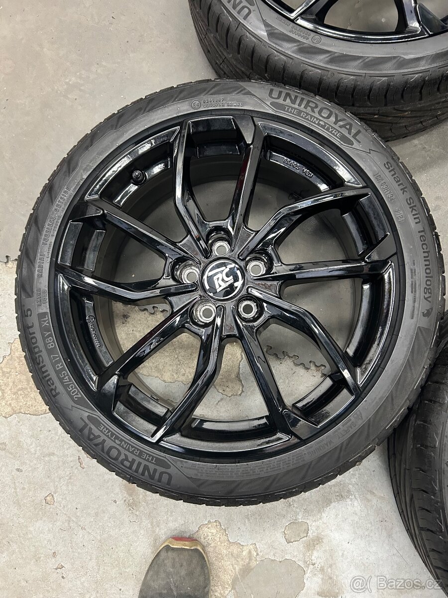 Nové alu r17 RC design 5x100 - 3