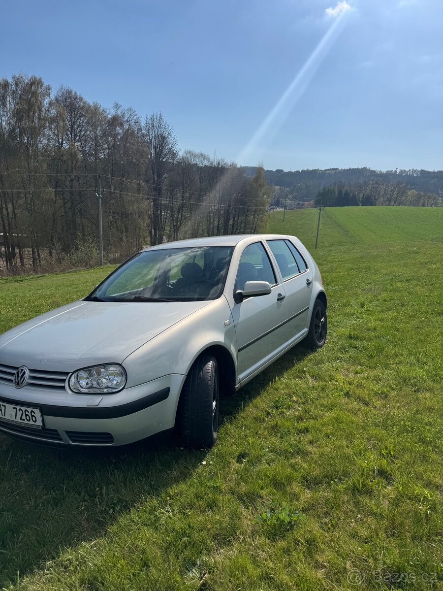 VW Golf IV - 3