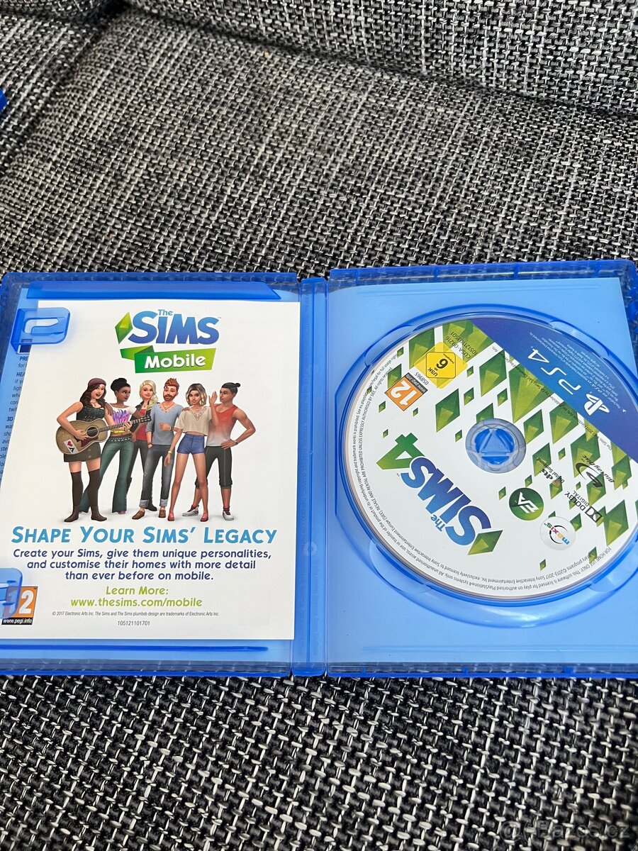 PS4 the sims 4 - 3