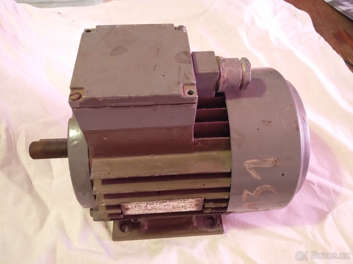 Elektromotor 0,55 kW 1380 ot/min - 3