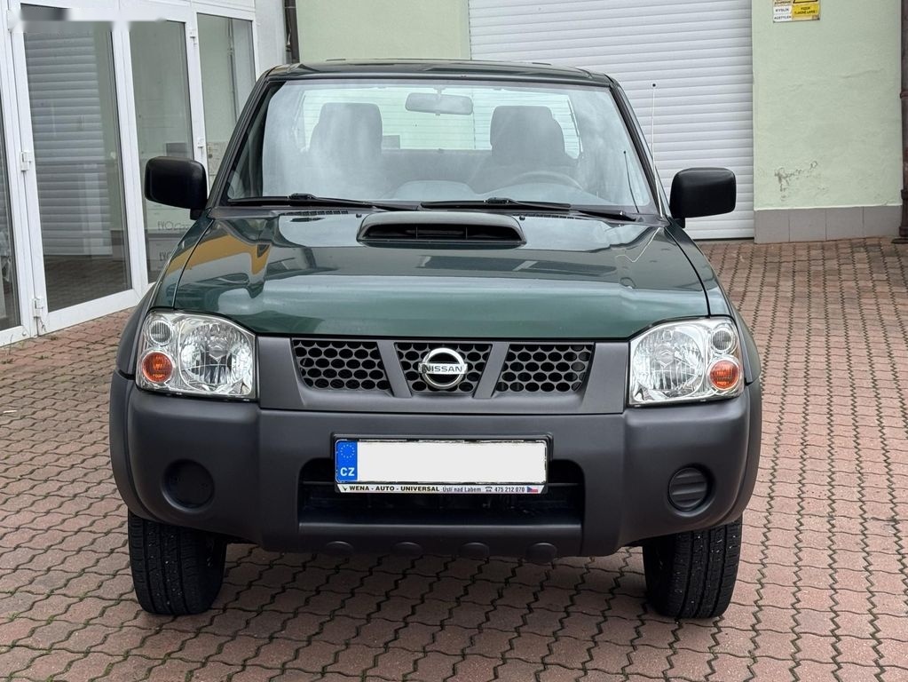 Nissan Double cab,původ ČR, DPH - 3