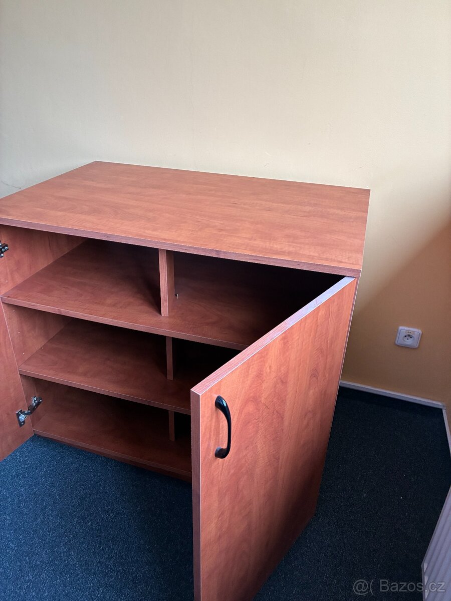 Nízká skříňka - 3
