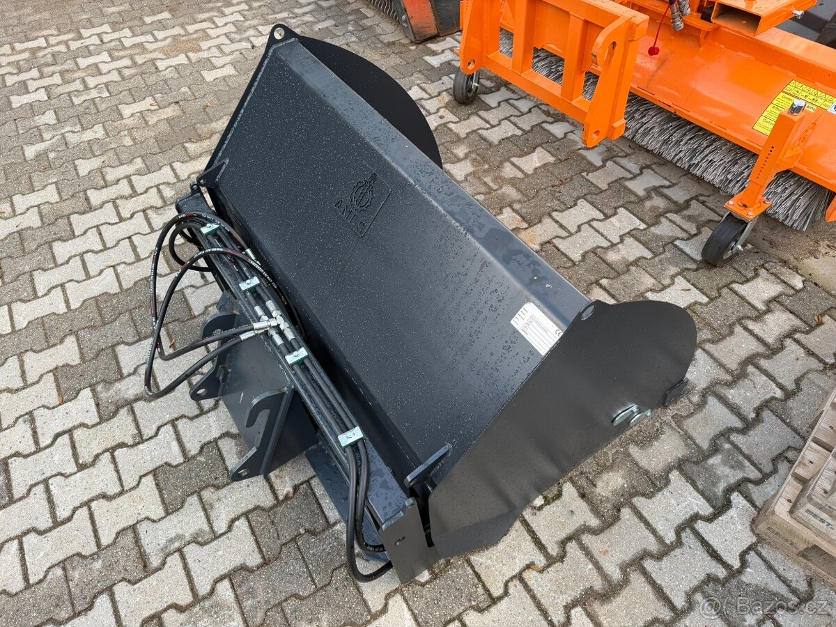 Vysokovýklopná lžíce 1,35m - 3