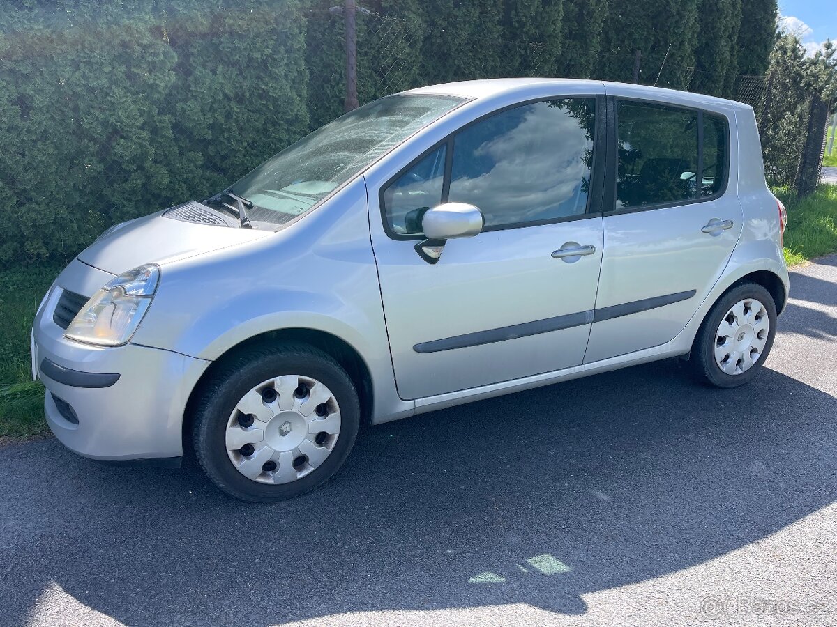 Renault Modus 1,6 16V Dynamique servisní knížk - 3