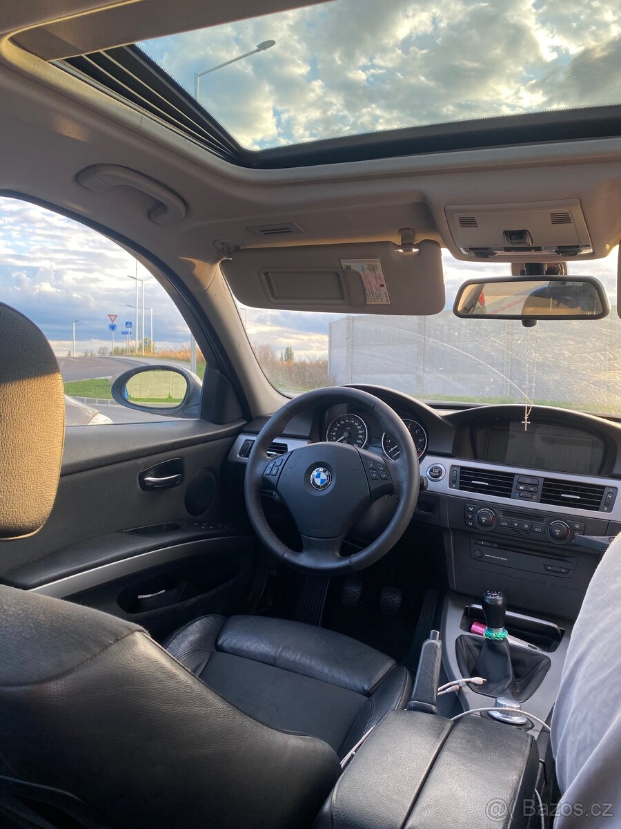 bmw e90 325i - 3