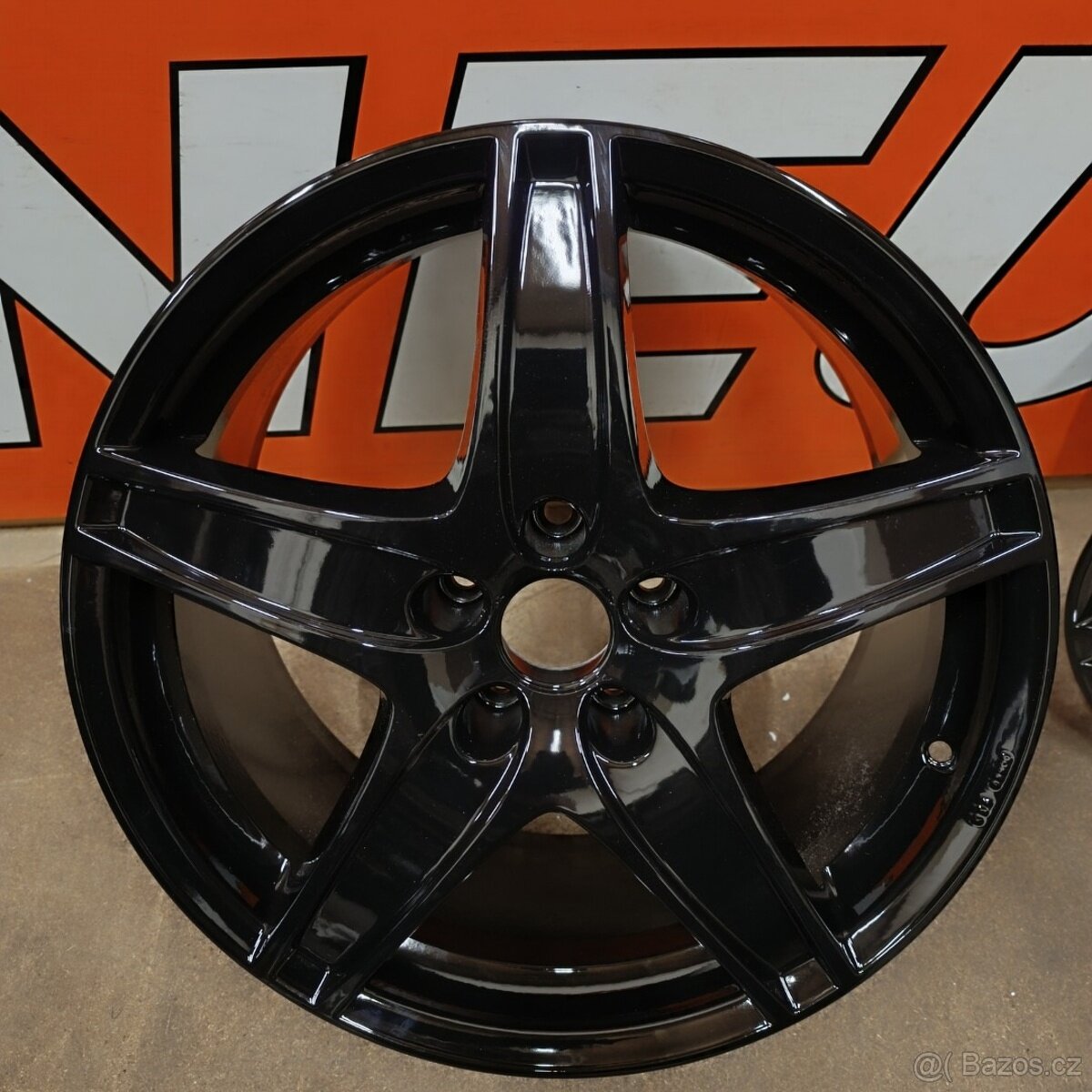 Alu kola Ronal 8,5Jx18 , R18 , 5x112 , ET35 - 3