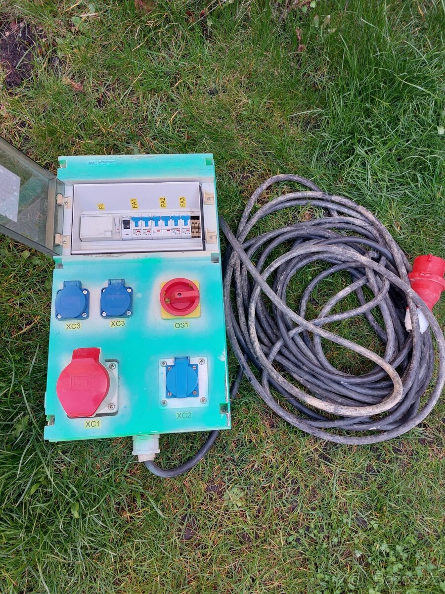 Stavební rozvaděč se stojanem - 3