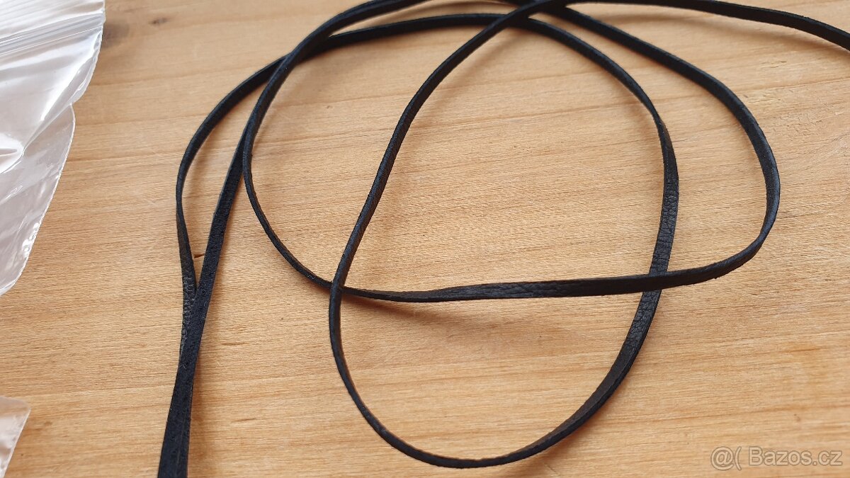 Aragonit přívěšek na kožené šnůrce nový - 3