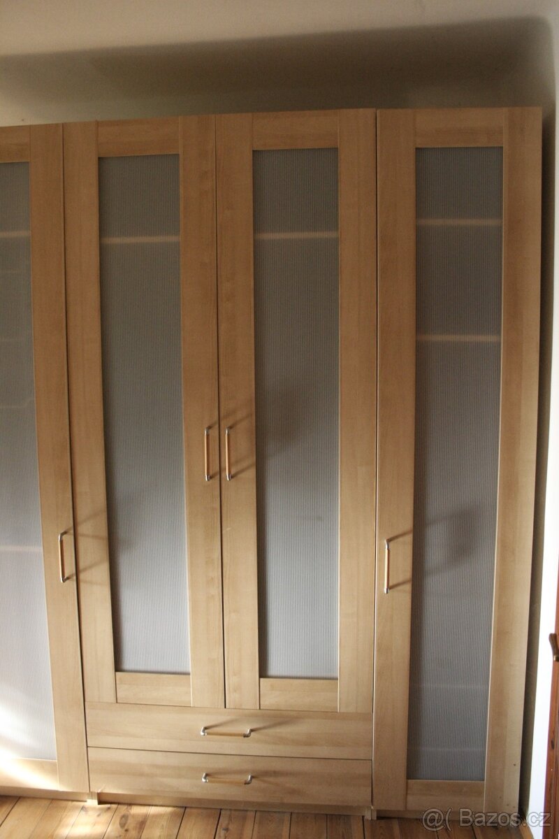 VELKÁ ŠATNÍKOVÁ SKŘÍŇ - 3