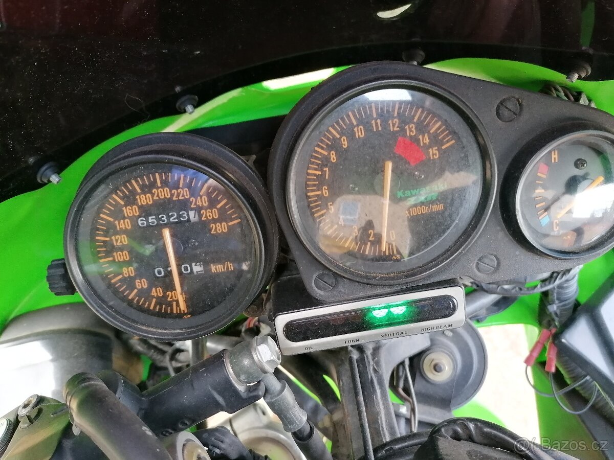 Kawasaki zxr 750 - 3