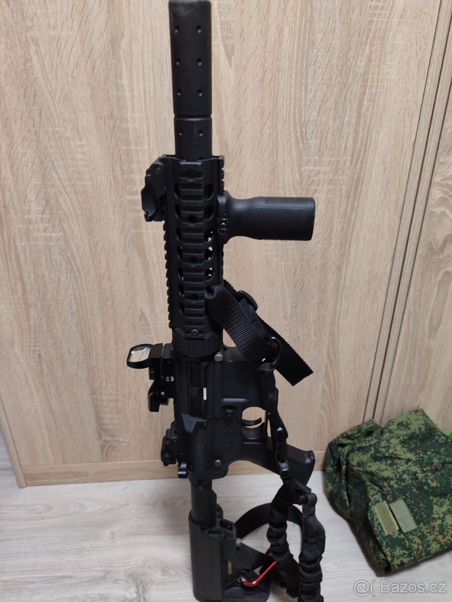 Airsoft replika zbraně M4 od Lancer tactical - 3