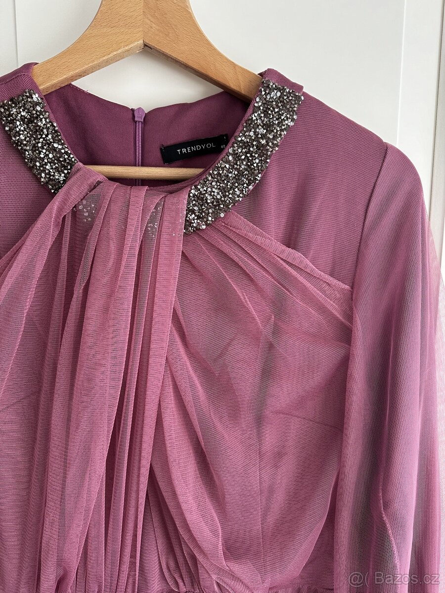 Plesové večerní šaty Trendyol vel.40 - 3