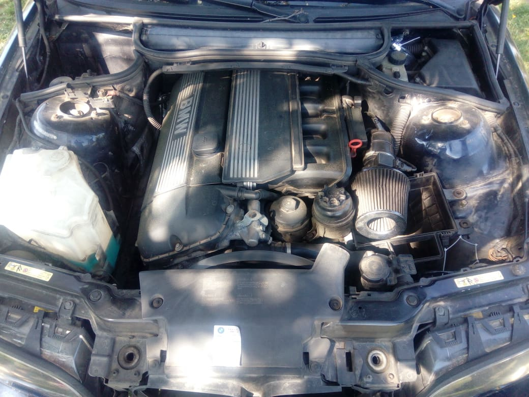 prodám díly na bmw e46 coupe 2.0i - 3