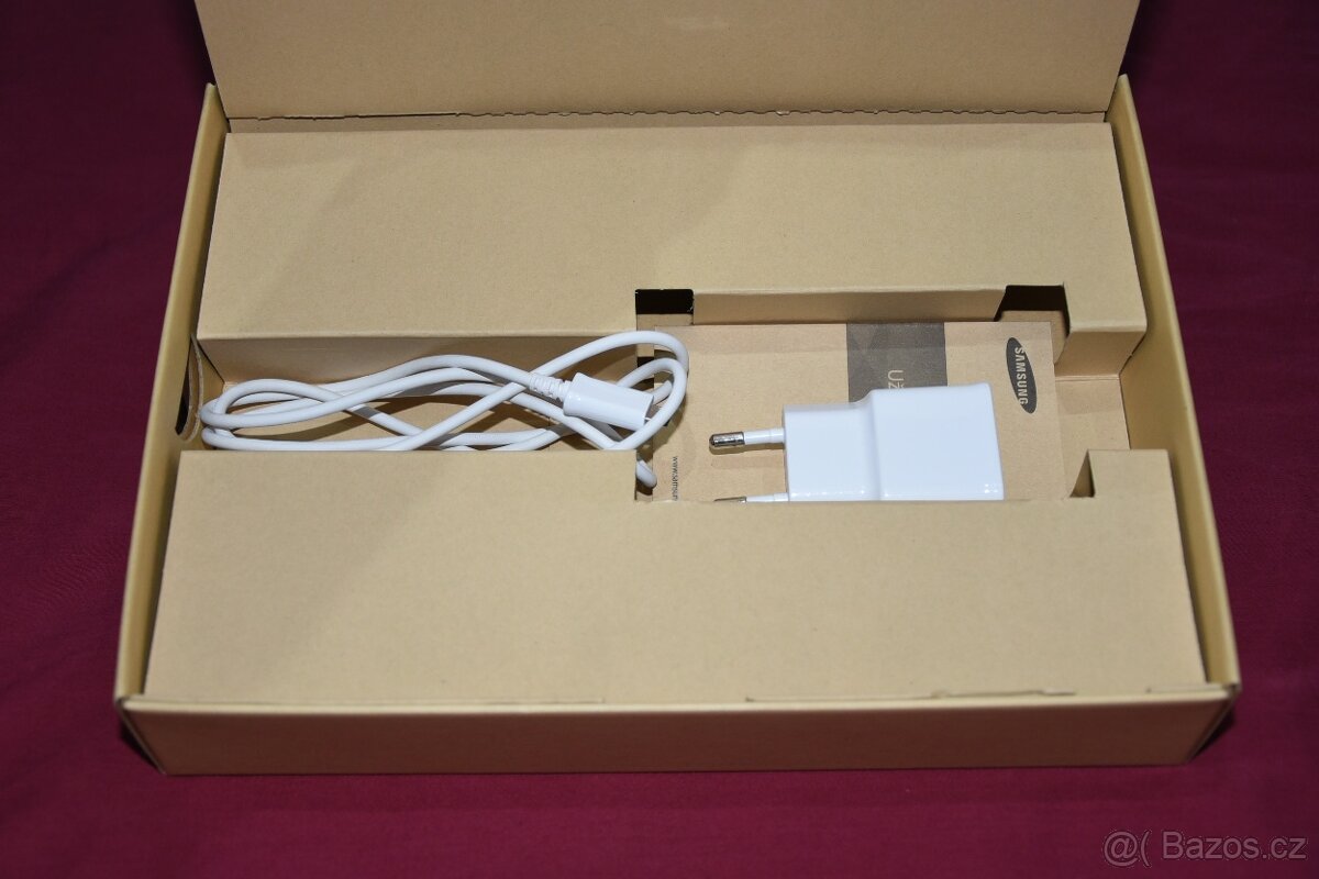 Samsung Galaxy Tab 4 (10.1in) - Téměř nový stav - 3
