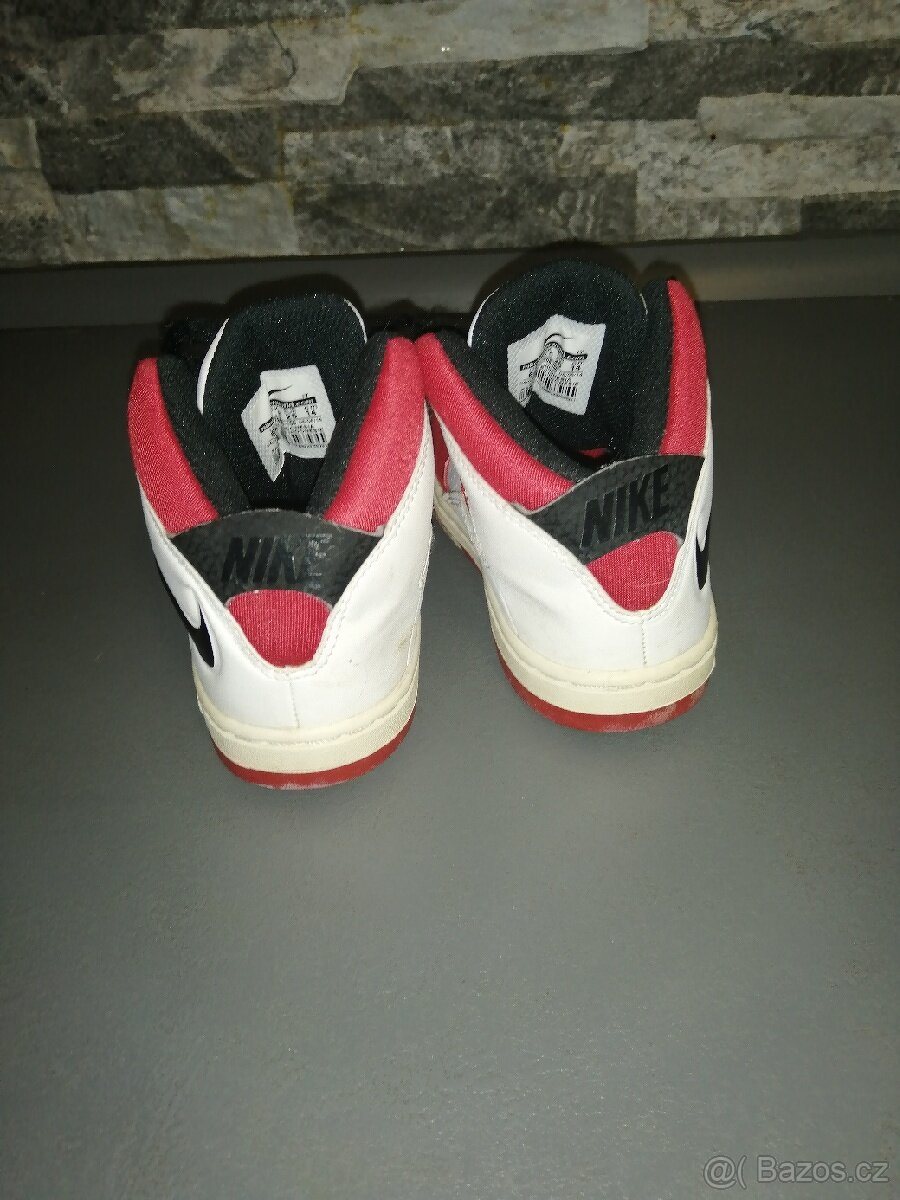 Dětské kotníčkové botičky Nike vel 25 - 3